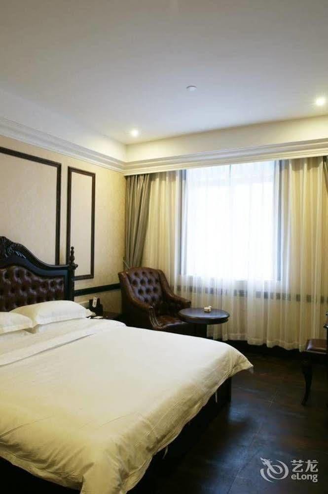 Big Apple Hotel Santou Kültér fotó
